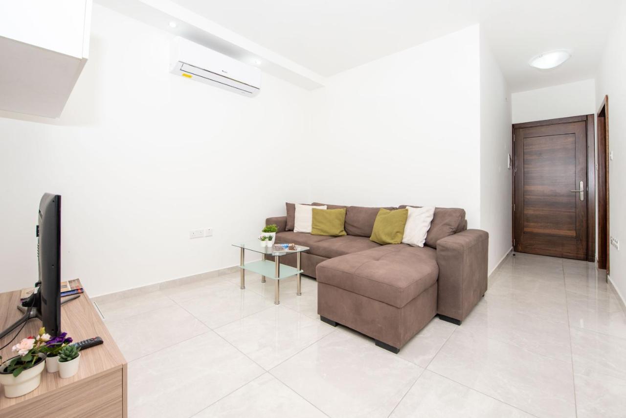 Flotta Island Apartments Gzira ภายนอก รูปภาพ