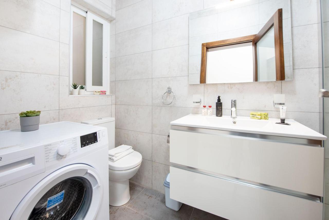 Flotta Island Apartments Gzira ภายนอก รูปภาพ