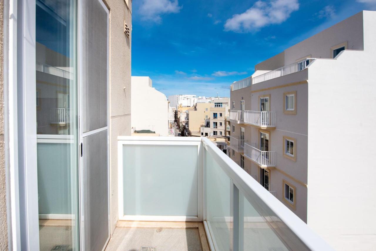 Flotta Island Apartments Gzira ภายนอก รูปภาพ