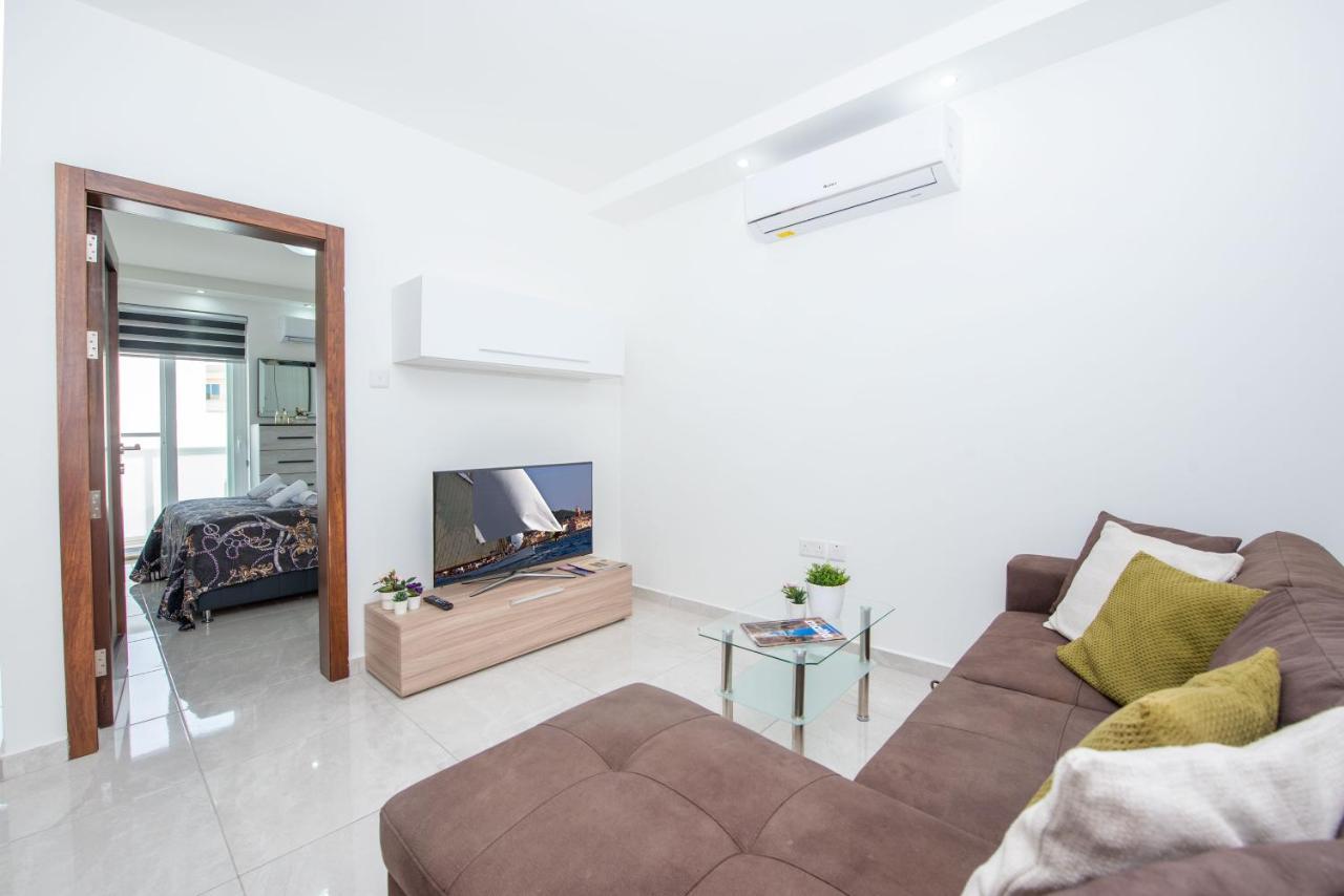 Flotta Island Apartments Gzira ภายนอก รูปภาพ