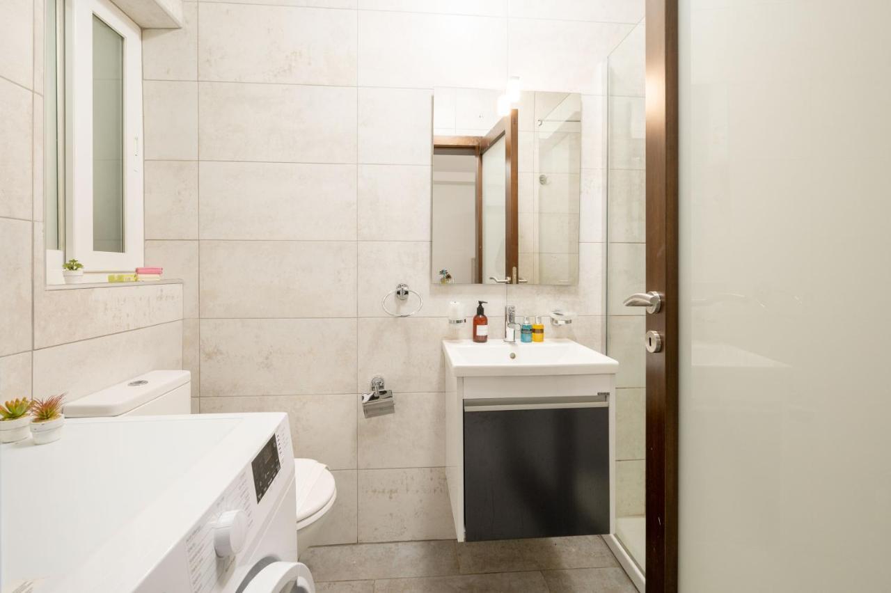 Flotta Island Apartments Gzira ภายนอก รูปภาพ