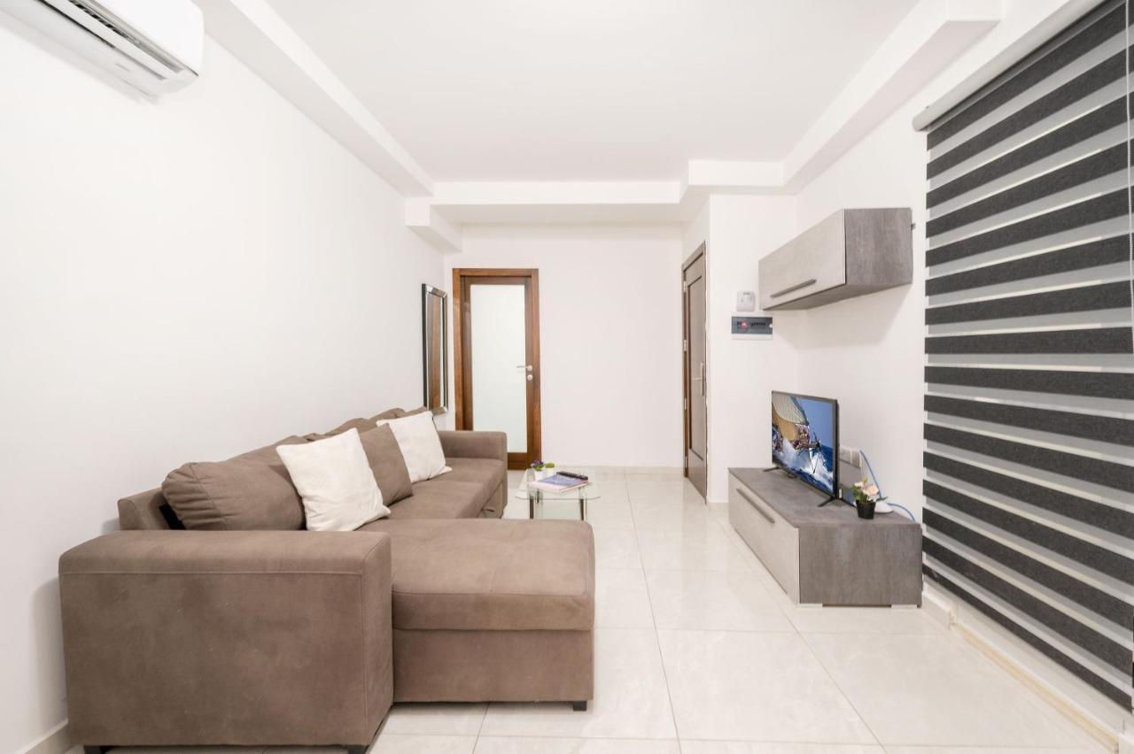 Flotta Island Apartments Gzira ภายนอก รูปภาพ